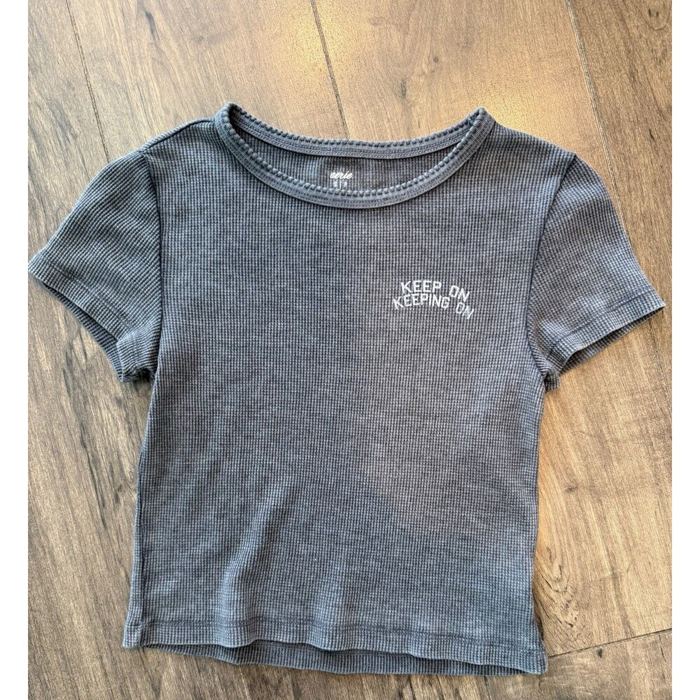 Aerie Gray Waffle T-Shirt "Keep On Keeping On" Baby Tee Size S NWOT
